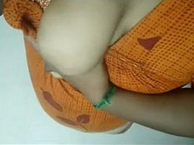 Telugu housewife reveals her large breasts