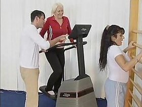 Triangle workout in all directions heavy granny and slender young babe