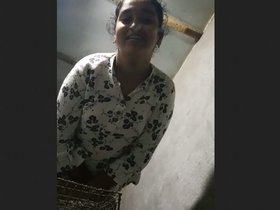 A sensual video featuring a stunning South Asian woman