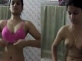 Indian girl with unshaven pussy in lingerie