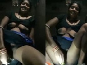 Village woman pleasures herself due to lack of satisfaction