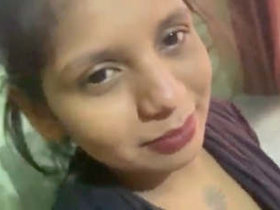 Desi beauty gives an erotic blowjob and receives intense pussy penetration