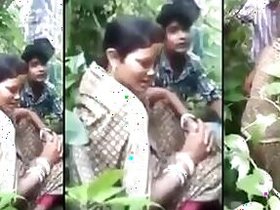 Desi mms sex video, caught devar humping bhabhi outdoors in jungle
