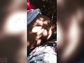 Tamil schoolgirl gets outdoor MMC sex caught by ex-boyfriend