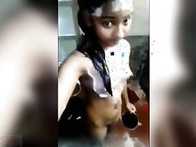 Naked teenager takes bath video on live camera for her lover