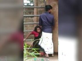 Dehati sex videos of South Indian lovers filmed outdoors peeping at mms xxx