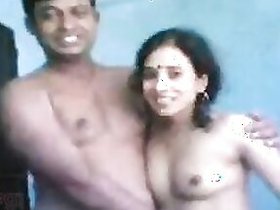Desi Indian elderly wife home sex video with boyfriend leaked!