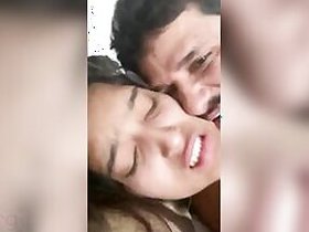 Horny Indian girl asks her lover to fuck her pussy hard MMS