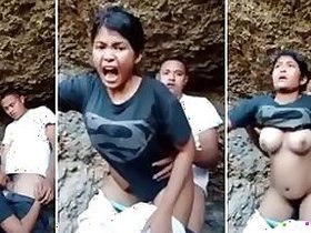 Lusty Indian lovers caught fucking outdoors in stunning Desi mms video