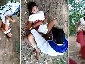 Two local guys fuck a hottie outdoors in the bush. Desi XXX MMC