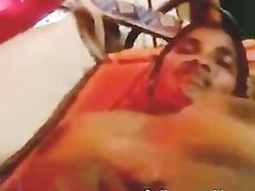 Bangla village bhabhi shoots his desi porn movie