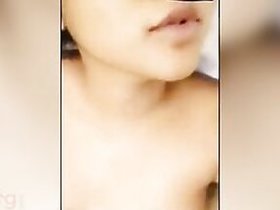 Hot looking pretty Desi Angel takes MMC selfies with her boyfriend