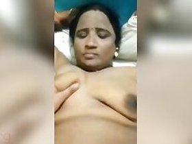 Indian doxy has sex with her client in livecam clip