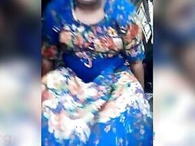 Adorable Desi girl is brave enough to show XXX body parts on camera