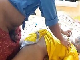 Home MMC video Desi guy fucks his wife in XXX missionary style