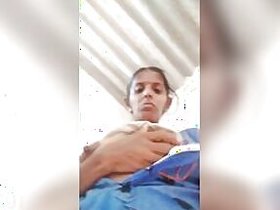 Telugu Desi XXX wife shows her beautiful tits pussy