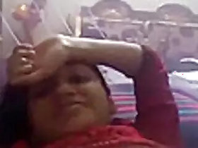 Bangladeshi beauty Faria Wahid wanks her pussy with her fingers