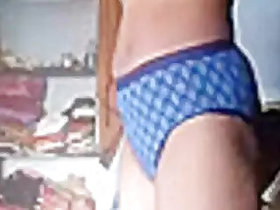 Auntie Naked Indian Village Crown Quentin