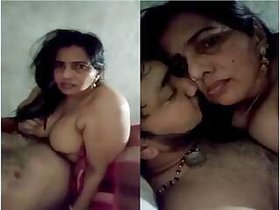 Sexy Fatty Bhabhi Lover's Penis Disposal