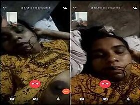 Mallu Bhabhi Shows Her Tits and Pussy On Video Call Part 1