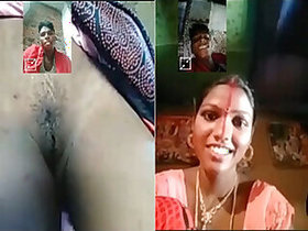 Desi Hillbilly Bhabhi Shows Pussy to Lover on Vk