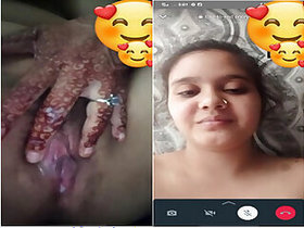 Hot Indian Desi Shows Her Boobs And Pussy Part 1