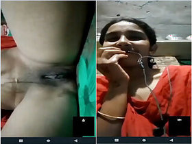 A horny Bahbhi shows her pussy on VK