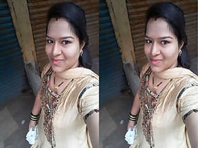 Desi Bhabhi Sucking tits and getting laid Part 4