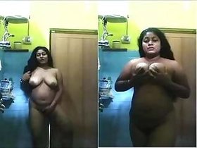 Horny Girl Records Her Nude Video