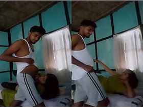 Cute Desi Indian Girl Does Blowjob